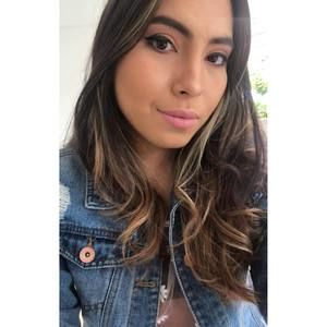 Meet your Posher, María